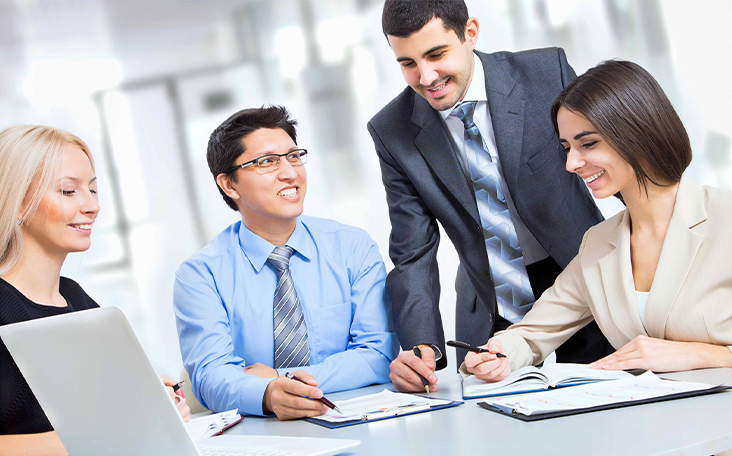 Επικοινωνήστε μαζί μας